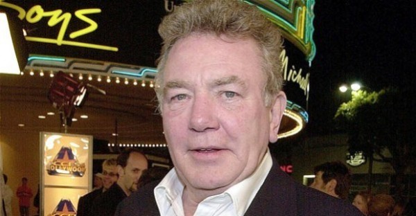 Albert Finney intègre le casting de Bond 23