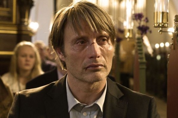 La Chasse photo Mads Mikkelsen Alexandra Rapaport