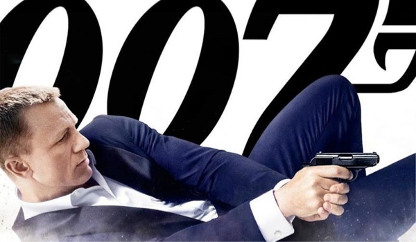 Et si Sam Mendes rempilait pour un autre James Bond ?