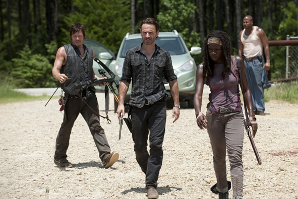 the-walking-dead-3x07-when-the-dead-come-knocking