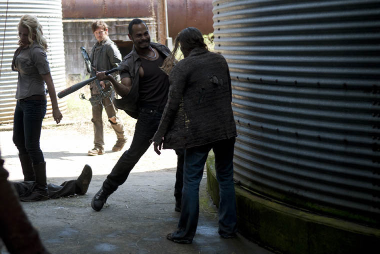 review-the-walking-dead-3-13-arrow-on-the-doorpost3