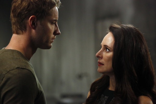 Madeleine Stowe - Barry Sloane