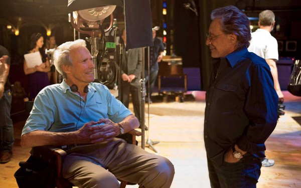Clint Eastwood et Frankie Valli sur le tournage (photo : Keith Bernstein)