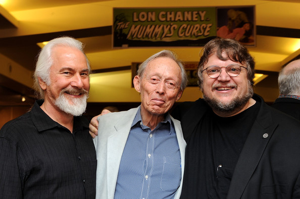 Dick Smith entouré de Rick Baker et de Guillermo Del Toro (Valerie Macon/Getty Images North America)