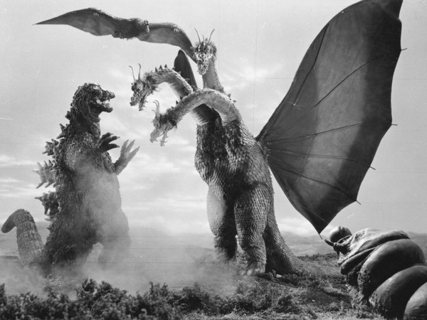 Godzilla face à Ghidorah