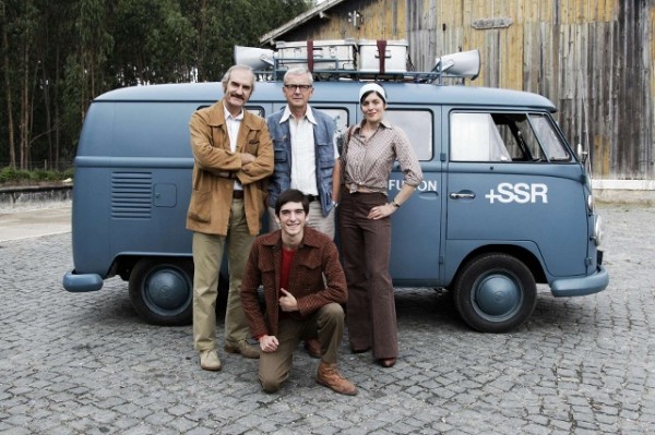 Les Grandes Ondes (à l'ouest) avec Michel Vuillermoz, Patrick Lapp et Valérie Donzelli et au premier plan Francisco Belard