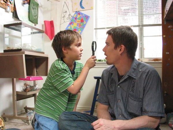 Ellar Coltrane et Ethan Hawke dans Boyhood