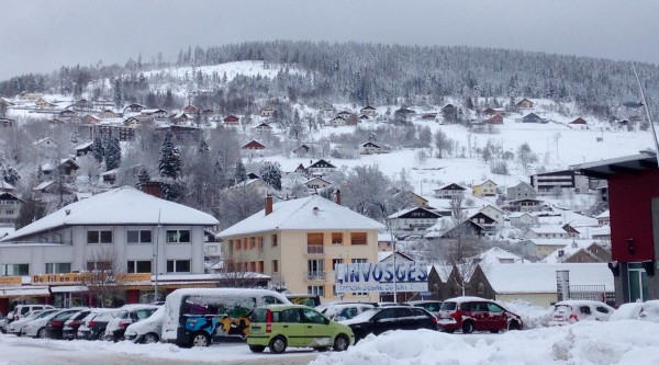 Festival de Gérardmer 2015 sous la neige. Centre ville de Gerardmer enneigé. 