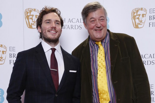 Sam Claflin et Stephen Fry (© BAFTA/Jamie Simonds)