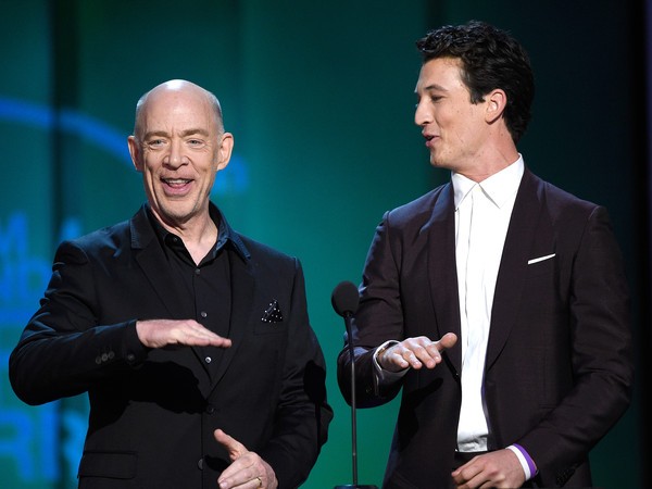 J.K. Simmons avec Miles Teller (photo : Kevork Djansezian/Getty Images) 