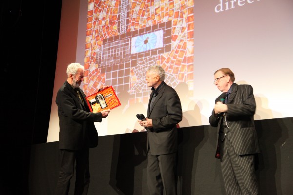 Dick Pope, Pierre-William Glenn et Timothy Spall lors de la remise du prix l'an dernier