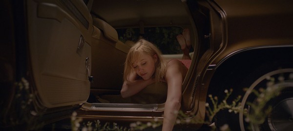 it-follows-002