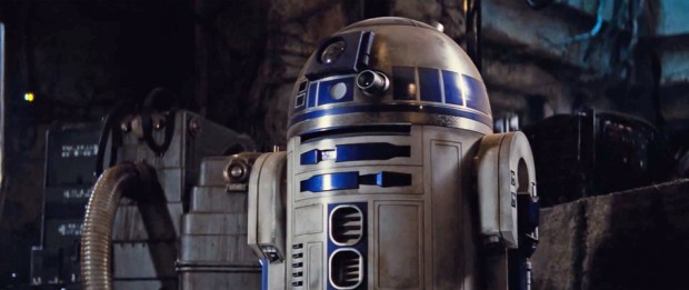 Star-Wars-Force-Awakens R2D2 01