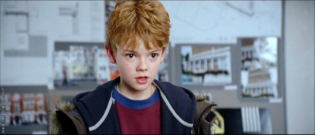 Thomas Brodie Sangster love actually 01