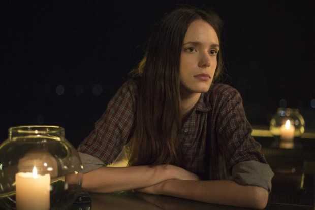 Stacy Martin dans Taj Mahal