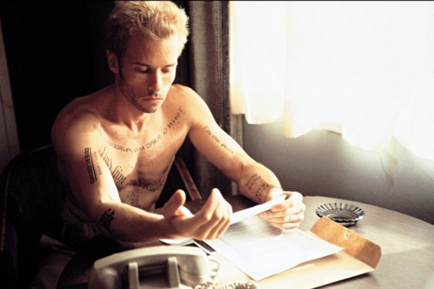 memento guy pearce