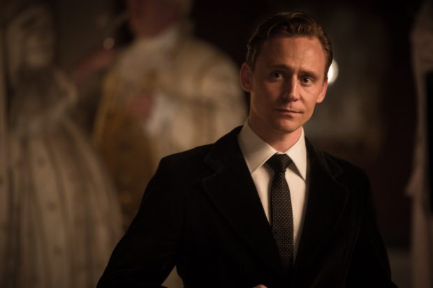 Tom Hiddlestion dans High Rise