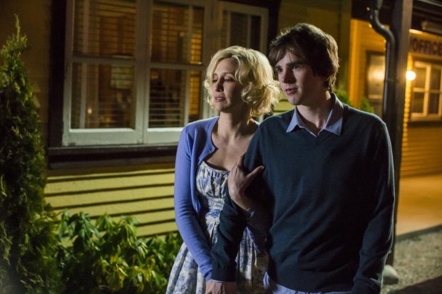 bates motel vera farmiga freddie highmore