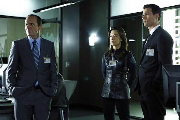 Agents of S.H.I.E.L.D-Coulson-Agent May-Agent Ward