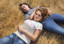 Critique : Adolescentes