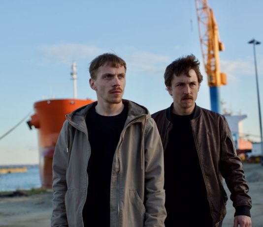 Critique : Frères d’arme