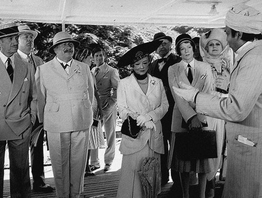 Décès du costumier Anthony Powell