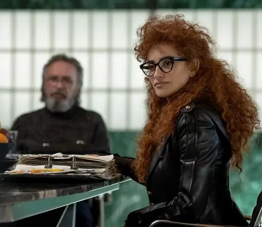 Critique Express : Compétition officielle