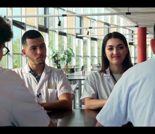 Critique Express : Premières urgences