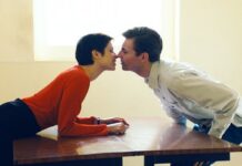 Critique : Sur la branche