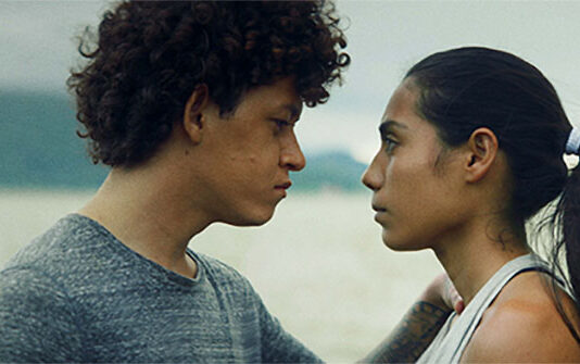 Critique : Infiltrée