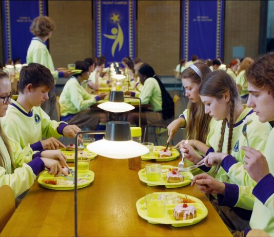 Critique Express : Club Zéro