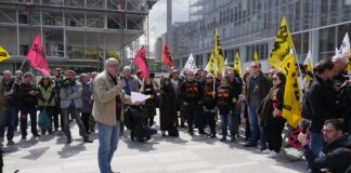 Critique Express : Par la fenêtre ou par la porte