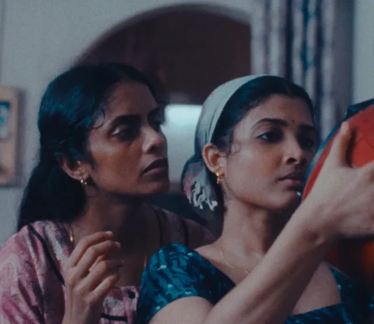 Critique : All we imagine as light