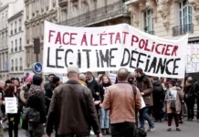 Critique Express : Le repli