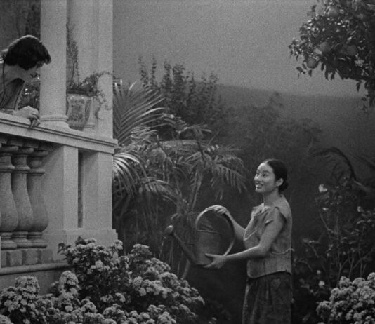 Critique : Grand Tour