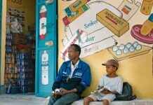 Critique Express : Le village aux portes du paradis