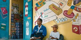 Critique Express : Le village aux portes du paradis