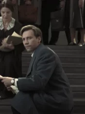 Critique Express : Deux procureurs