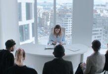 Critique Express : On vous croit