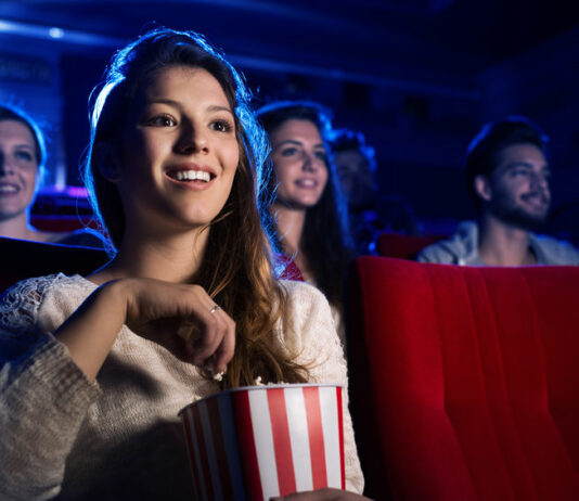 Comment le cinéma sublime-t-il les récits grâce aux instruments du monde ?