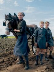 Critique Express : Une enfance allemande – île d’Amrum 1945