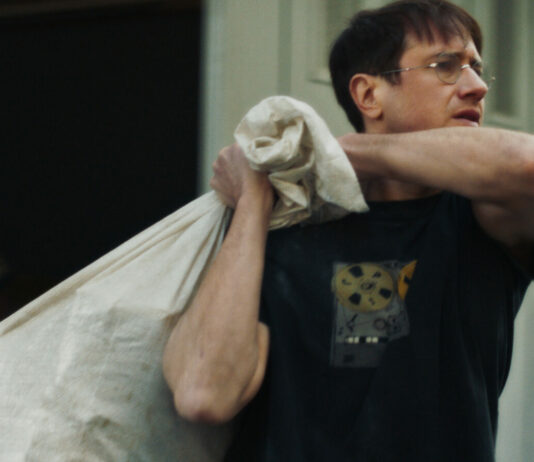 Critique Express : A pied d’œuvre