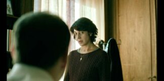 Critique Express : L’étrangère